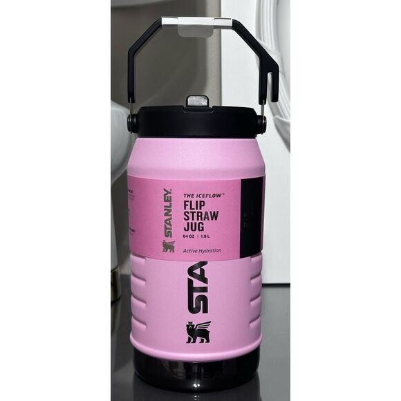 MESSI X STANLEY ICEFLOW FLIP STRAW JUG, 64 OZ- MESSI GOAT PINK - Picture 1 of 4